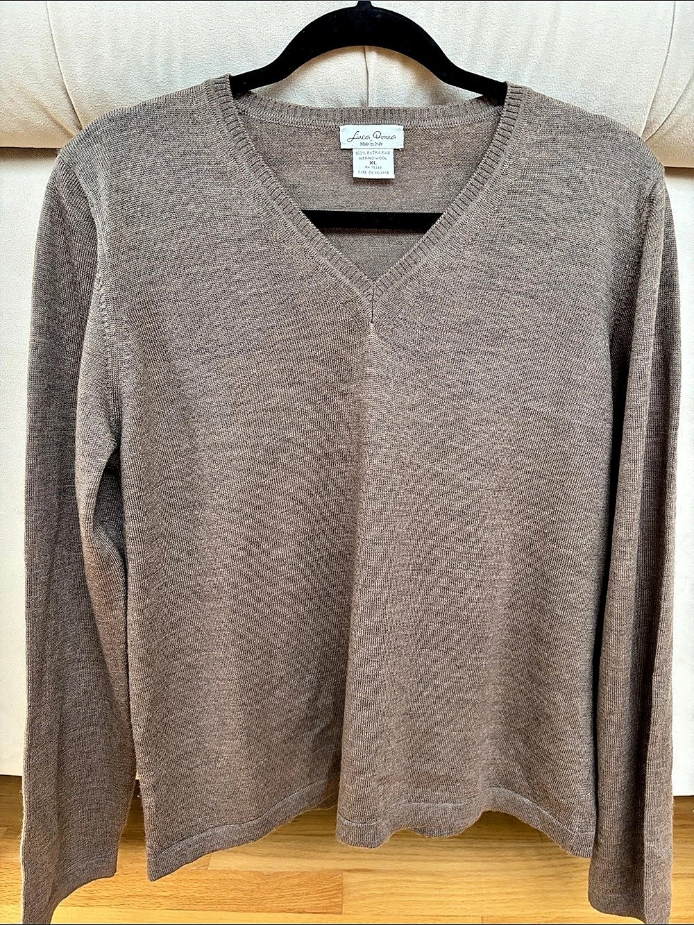Linea Donna made in Italy V-Neck Merino Wool Sweater Size XL Like New